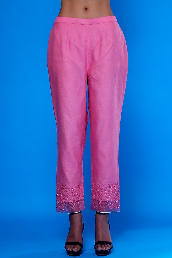 Baby Pink Embroidered Kurta Set by ASAGA at Pernia's Pop Up Shop