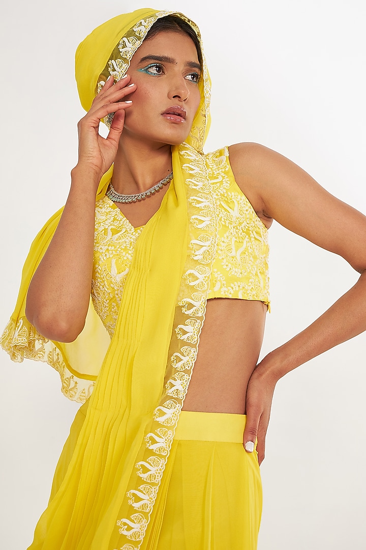 Lemon Georgette Pre-Draped Wedding Saree Set by ASAGA at Pernia's Pop Up Shop