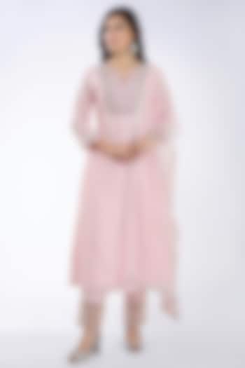 Baby Pink Embroidered Kurta Set by ASAGA at Pernia's Pop Up Shop