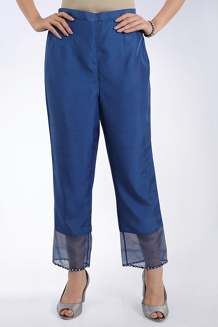 Navy Blue Kurta Set With Embroidery by ASAGA at Pernia's Pop Up Shop