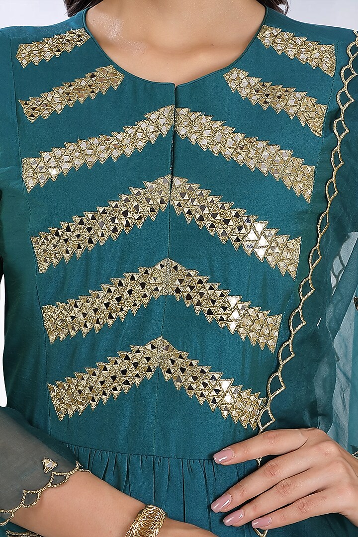 Teal Blue Embroidered Kurta Set by ASAGA at Pernia's Pop Up Shop