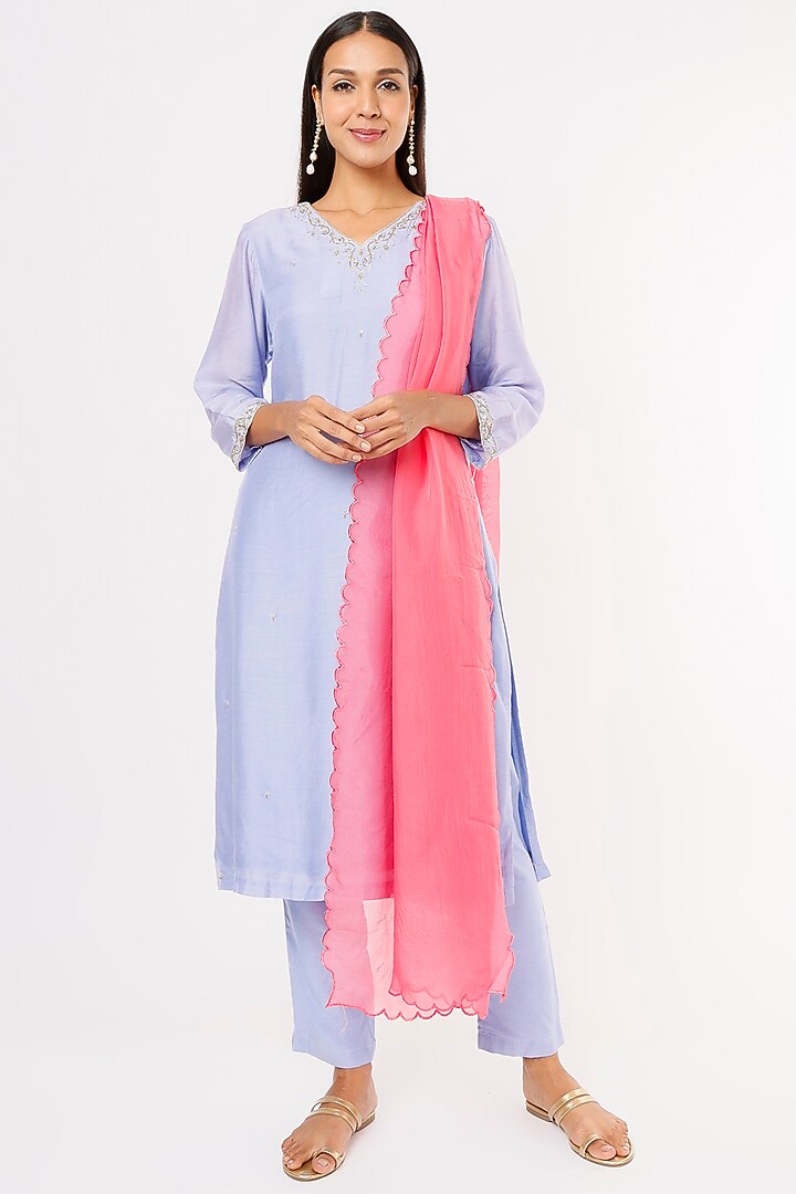 Lavender Embroidered Kurta Set by ASAGA at Pernia's Pop Up Shop