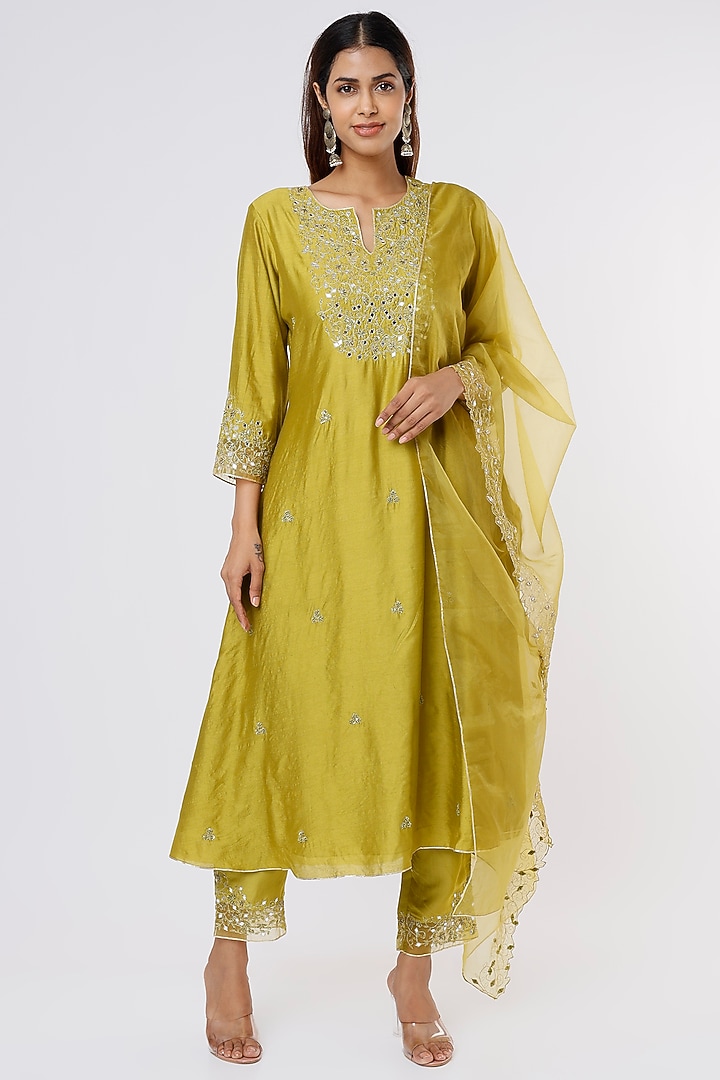 Olive Green Chanderi Embroidered Kurta Set by ASAGA at Pernia's Pop Up Shop