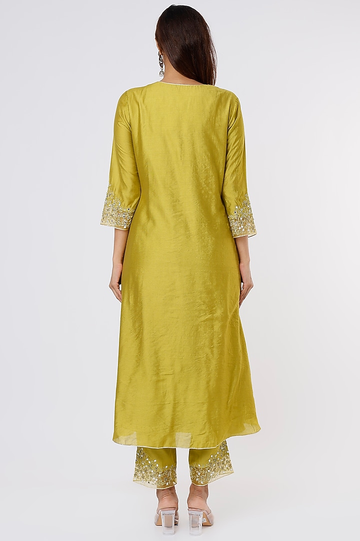 Olive Green Chanderi Embroidered Kurta Set by ASAGA at Pernia's Pop Up Shop