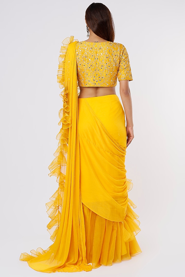 Mustard Embroidered Wedding Saree Set by ASAGA at Pernia's Pop Up Shop