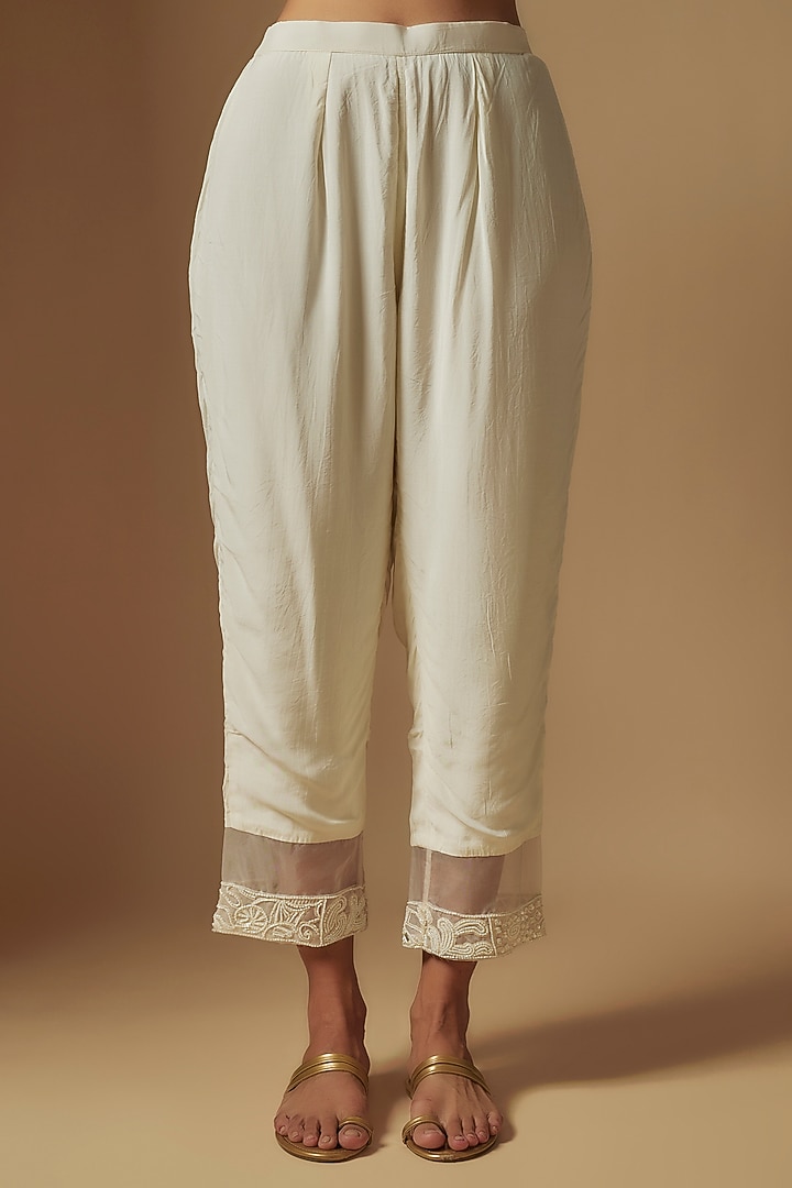 Ivory Chanderi Hand Embroidered Kurta Set by ASAGA at Pernia's Pop Up Shop