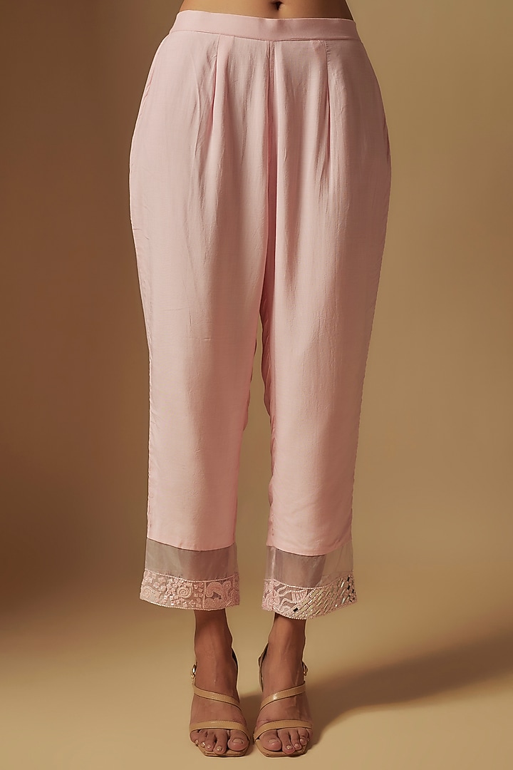 Blush Pink Chanderi Hand Embroidered Kurta Set by ASAGA at Pernia's Pop Up Shop