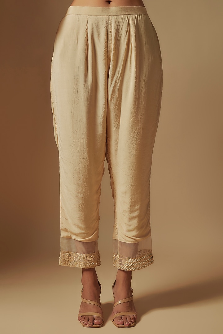 Beige Chanderi Hand Embroidered Kurta Set by ASAGA at Pernia's Pop Up Shop