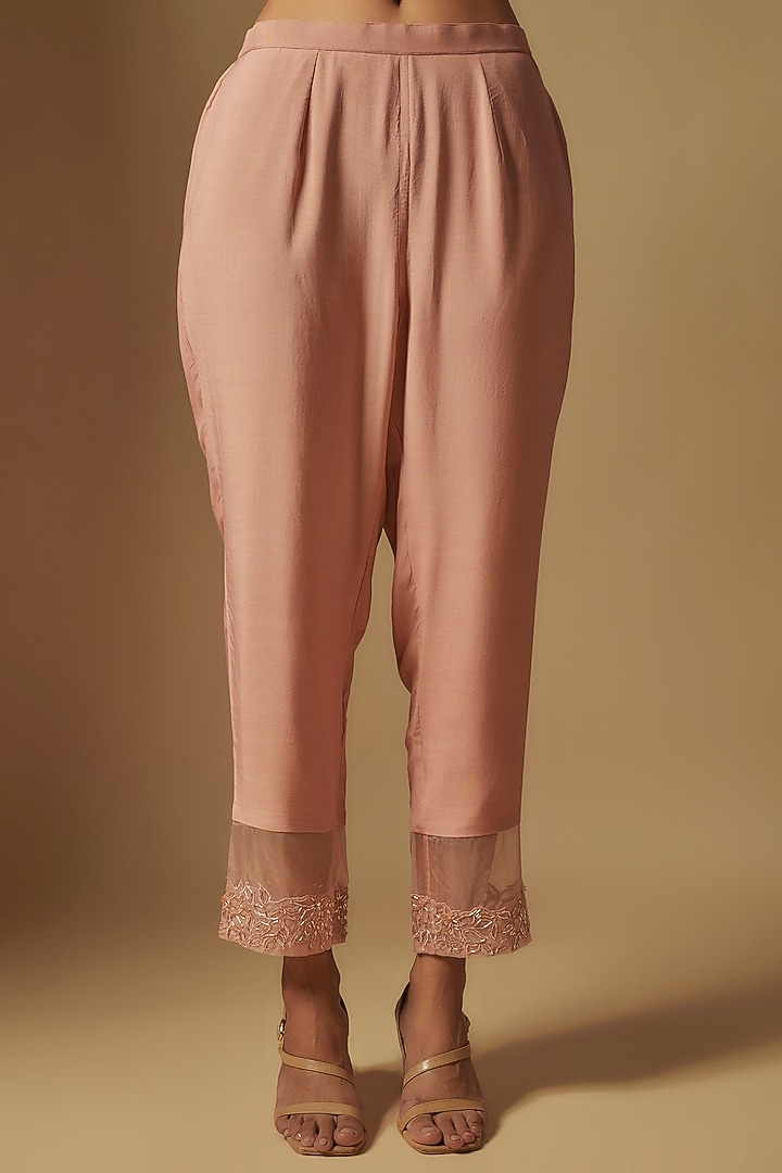 Rose Gold Chanderi Floral Hand Embroidered Kurta Set by ASAGA at Pernia's Pop Up Shop