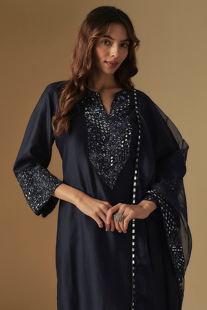 Navy Blue Chanderi Mirror Hand Embroidered Kurta Set by ASAGA at Pernia's Pop Up Shop