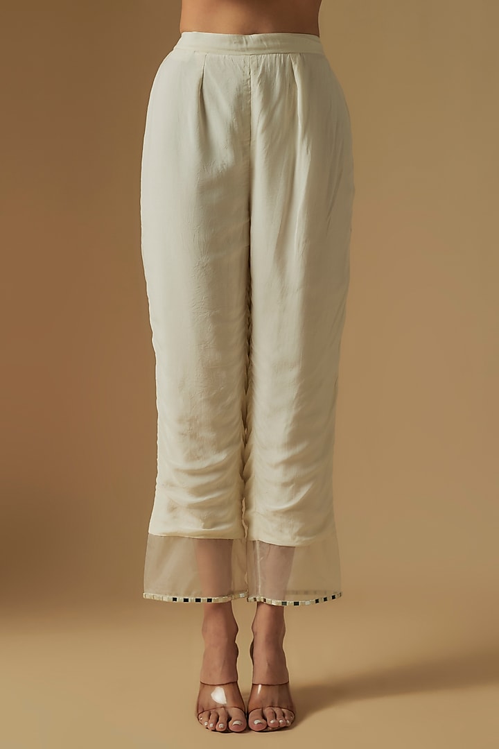 Ivory Chanderi Mirror Hand Embroidered Kurta Set by ASAGA at Pernia's Pop Up Shop