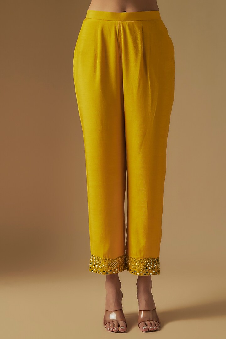 Yellow Chanderi Mirror Embroidered Kurta Set by ASAGA at Pernia's Pop Up Shop