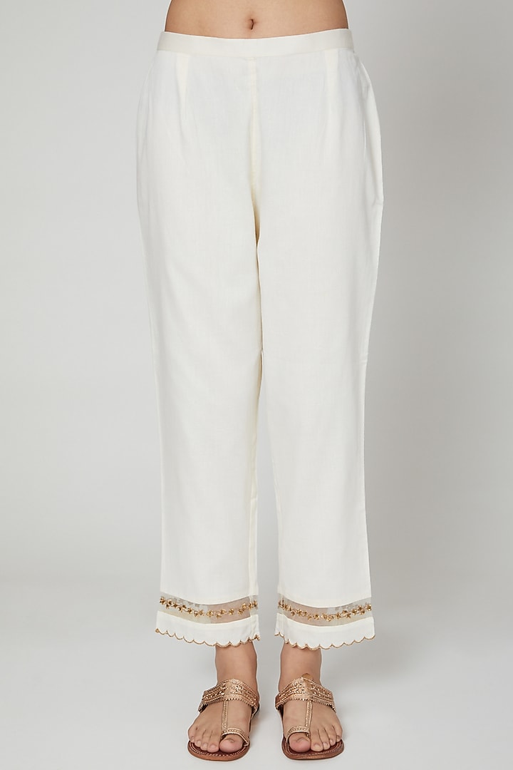 Ivory Embroidered Kurta Set by ASAGA at Pernia's Pop Up Shop