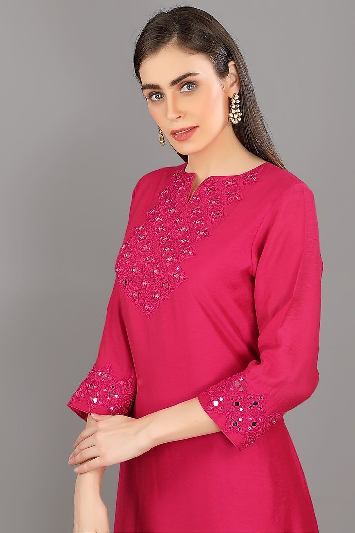 Rani Pink Embroidered Kurta Set by ASAGA at Pernia's Pop Up Shop