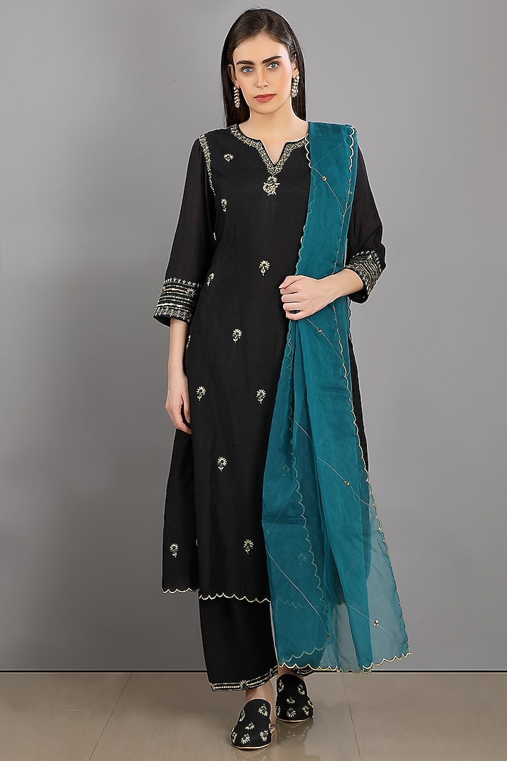 Black Embroidered Kurta Set by ASAGA