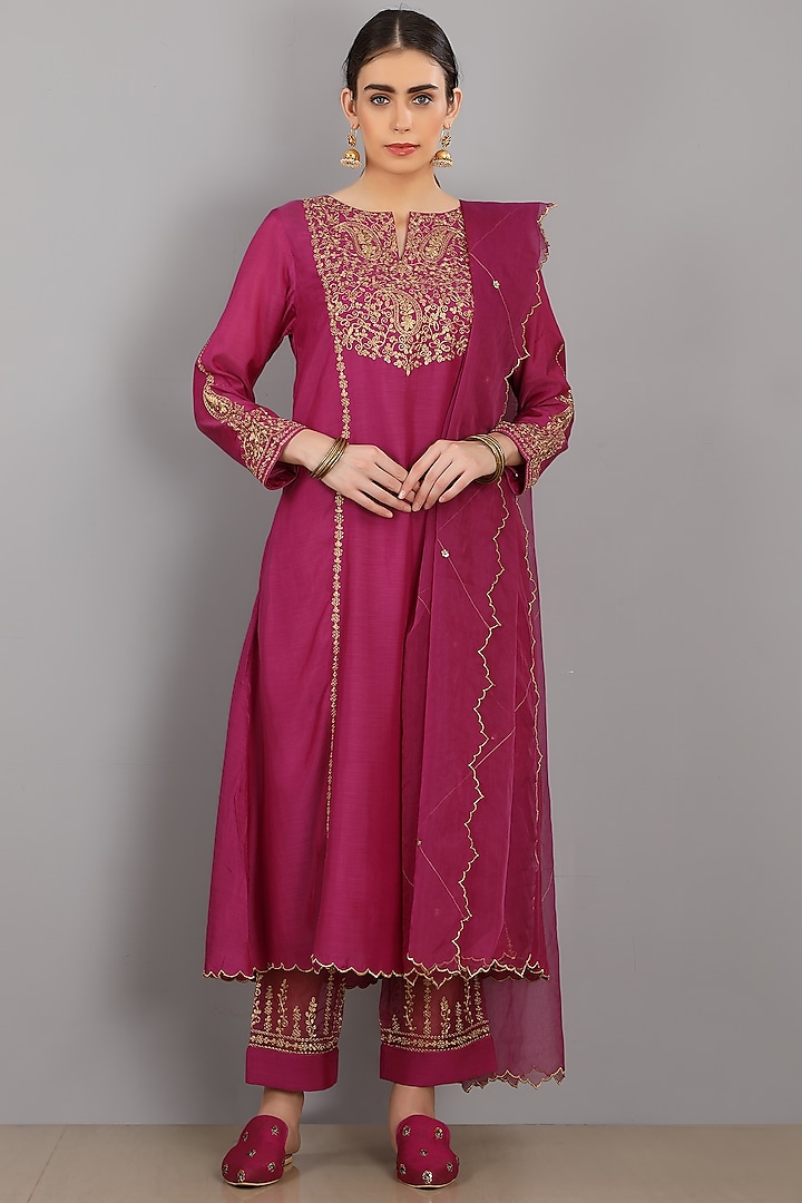 Magenta Chanderi Silk Embroidered Kurta Set by ASAGA