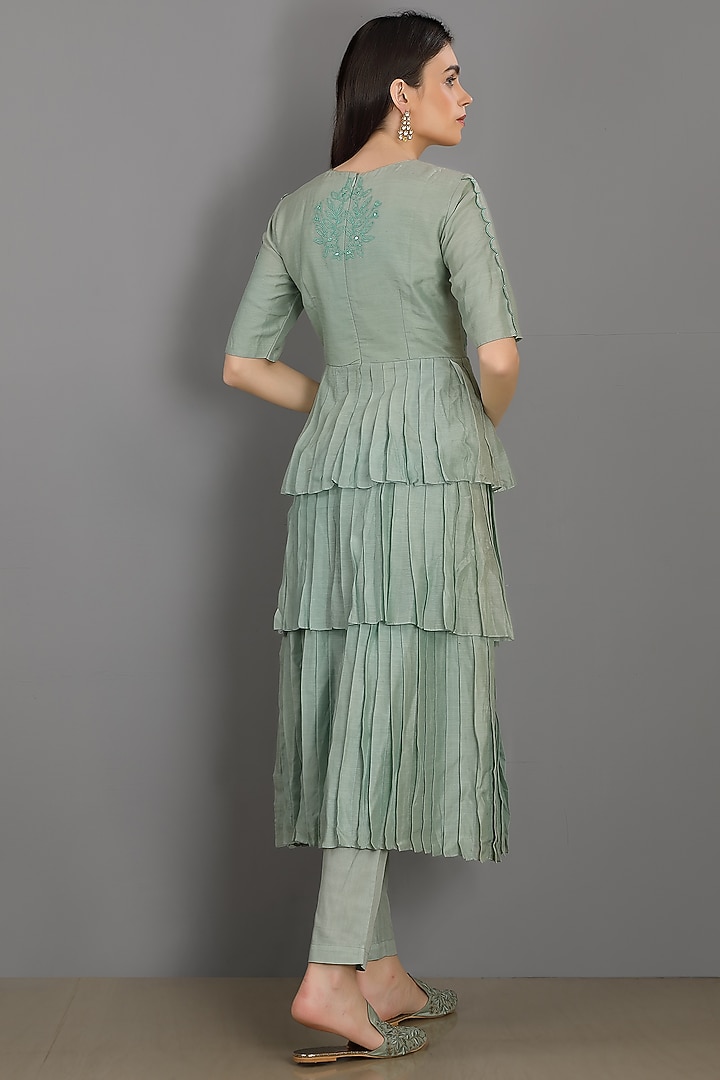 Mint Embroidered Kurta Set by ASAGA at Pernia's Pop Up Shop