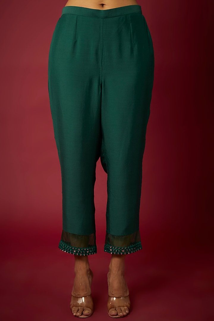 Green Pure Chanderi Machine Embroidered Kurta Set by ASAGA at Pernia's Pop Up Shop