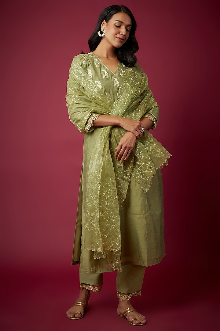 Olive Green Pure Chanderi Machine Embroidered Kurta Set by ASAGA at Pernia's Pop Up Shop