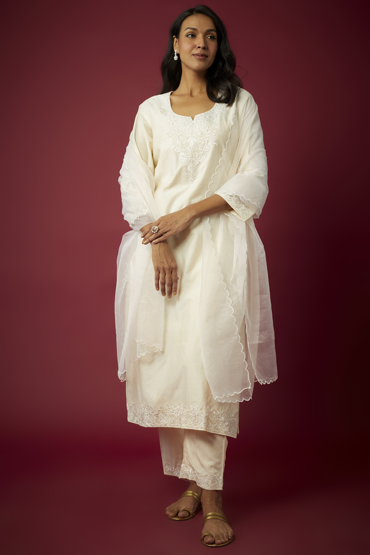 White Pure Chanderi Machine Embroidered Kurta Set by ASAGA at Pernia's Pop Up Shop