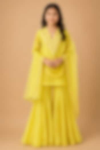 Yellow Chanderi Sharara Set For Girls by Asaga Kids Atelier at Pernia's Pop Up Shop