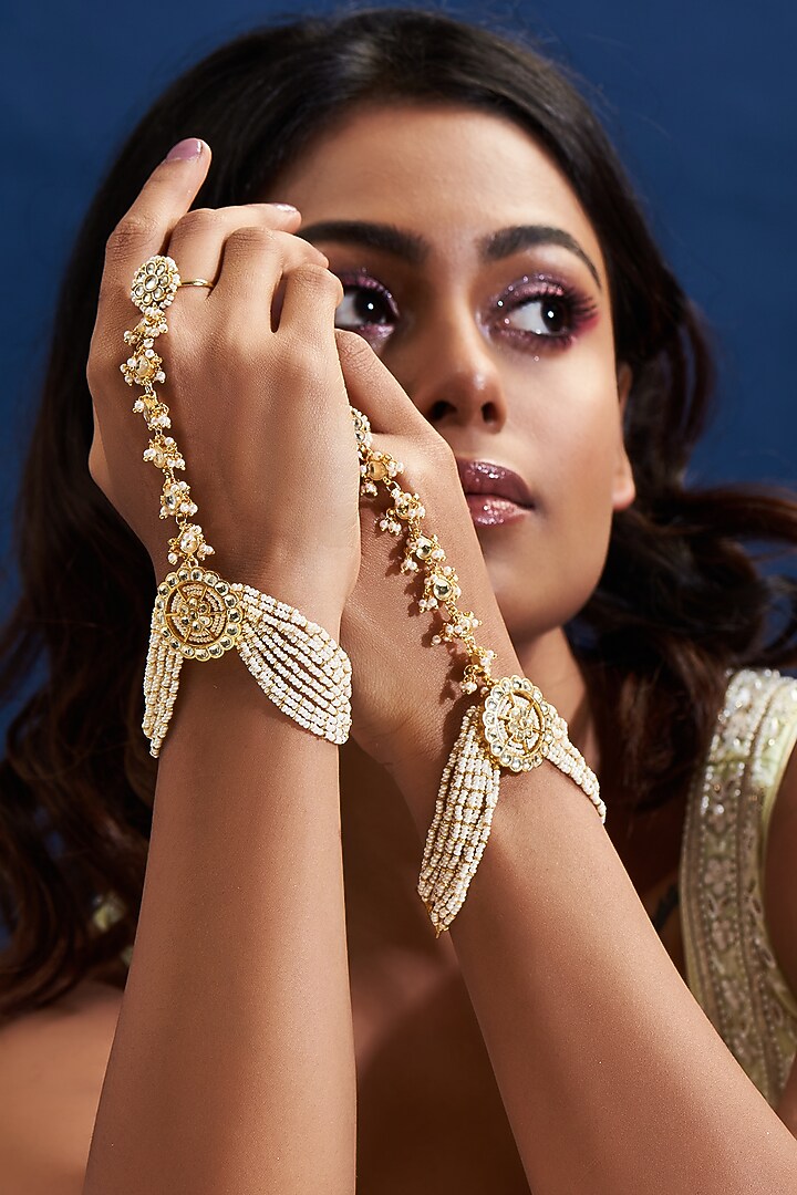 Gold Finish Yellow Kundan Polki Hathphool by ASHNEE at Pernia's Pop Up Shop