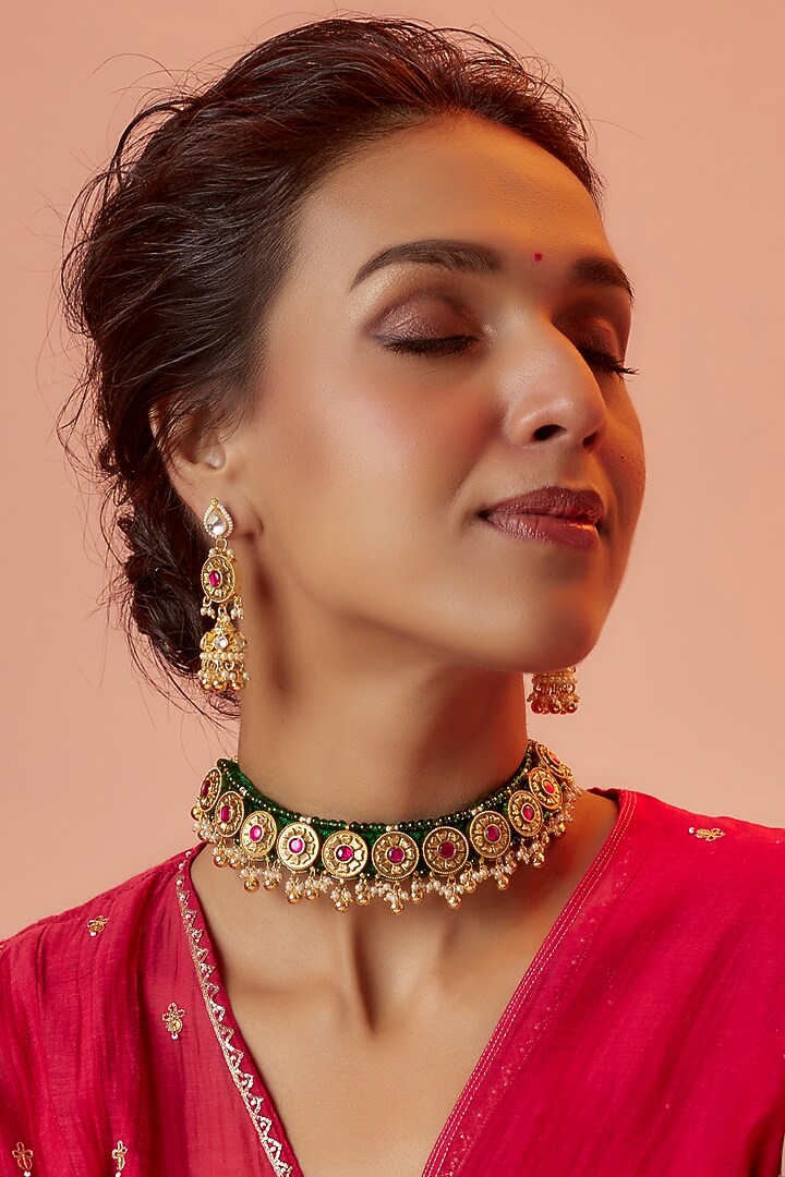 Gold Finish Kundan Polki Choker Necklace Set by ASHNEE at Pernia's Pop Up Shop