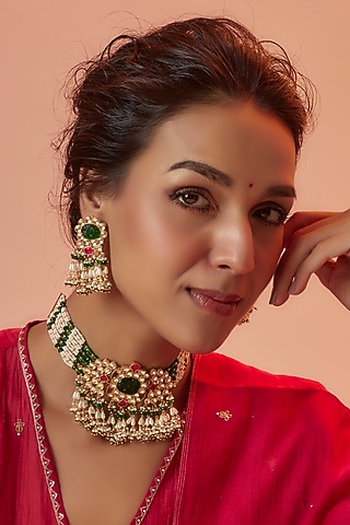 Gold Finish Green Beads & Kundan Polki Choker Necklace Set by ASHNEE