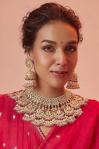 Gold Finish Kundan Polki Choker Necklace Set by ASHNEE