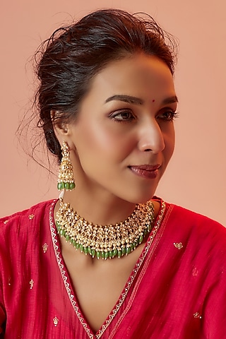 Gold Finish Kundan Polki Choker Necklace Set by ASHNEE