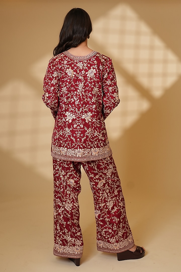Rouge-Colored Pure Silk Kundan Hand Embroidered Kurta Set by Ashtar at Pernia's Pop Up Shop