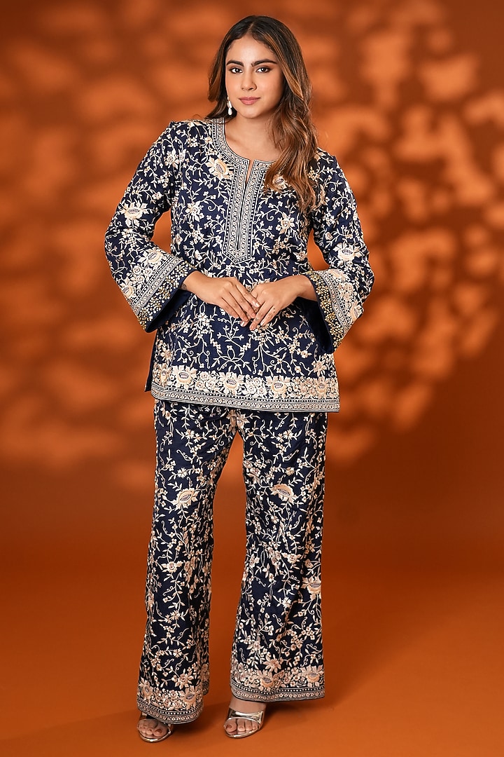 Midnight Blue Pure Silk Kundan Hand Embroidered Kurta Set by Ashtar at Pernia's Pop Up Shop