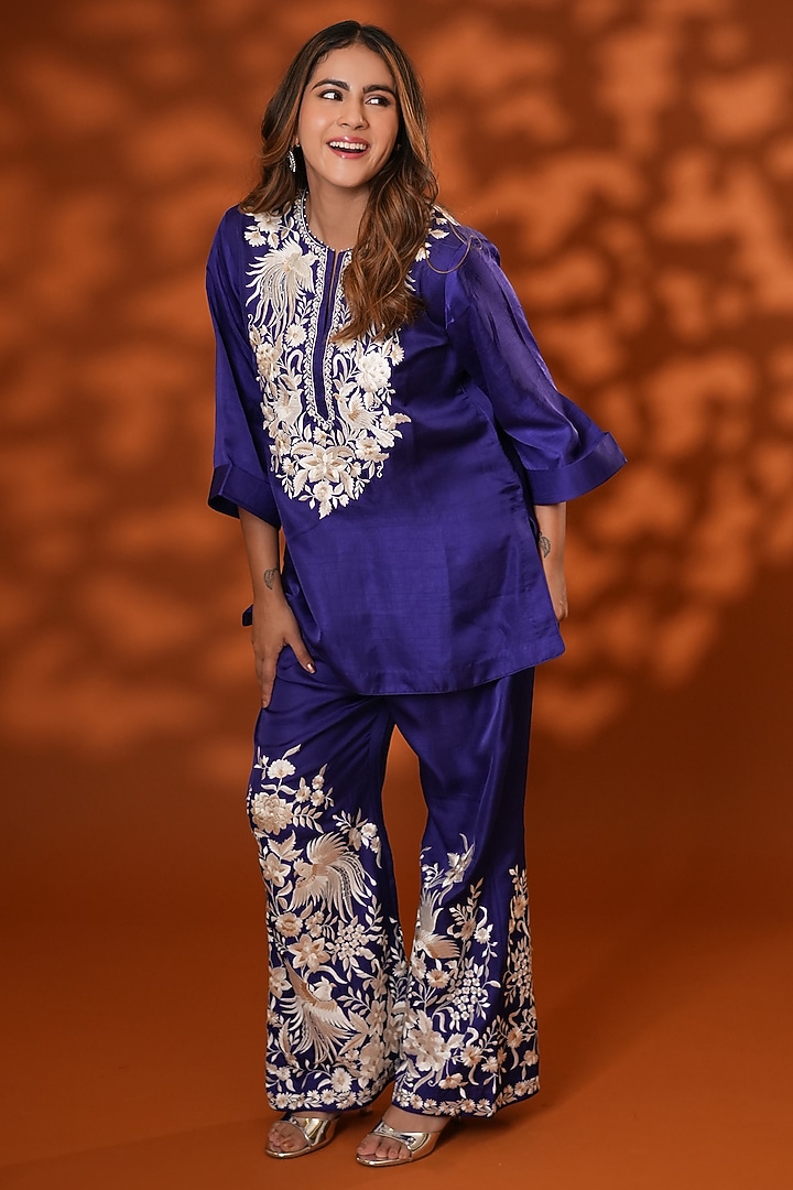 Purple Pure Silk Parsi Gara Embroidered Kurta Set by Ashtar at Pernia's Pop Up Shop