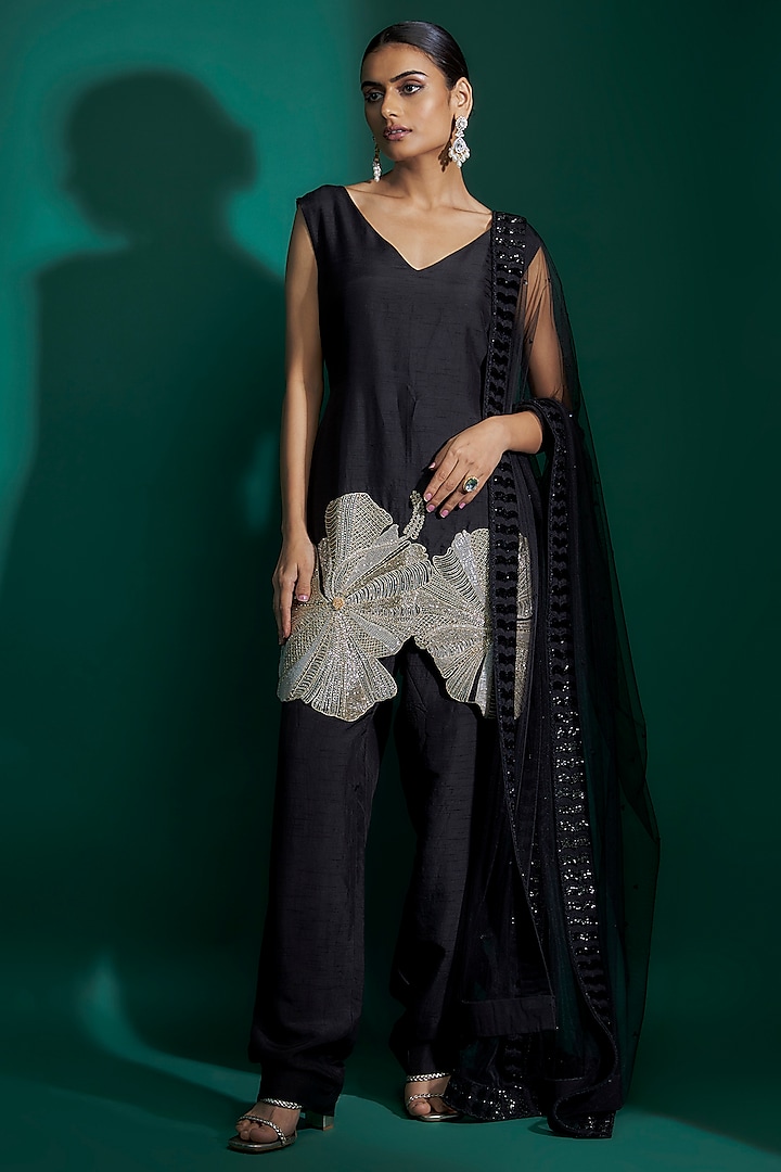 Black Natural Crepe Cutwork Hand Embroidered Kurta Set by ASHUTOSH JOSHI at Pernia's Pop Up Shop