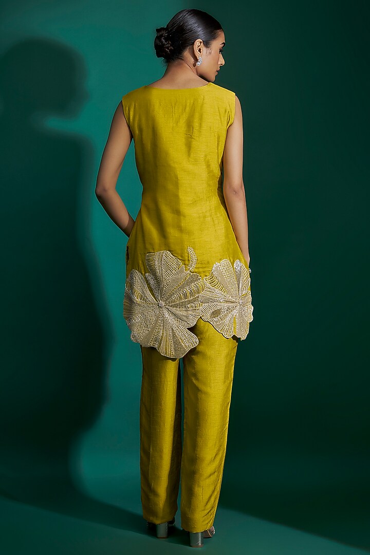 Dirty Olive Natural Crepe Cutwork Hand Embroidered Kurta Set by ASHUTOSH JOSHI at Pernia's Pop Up Shop