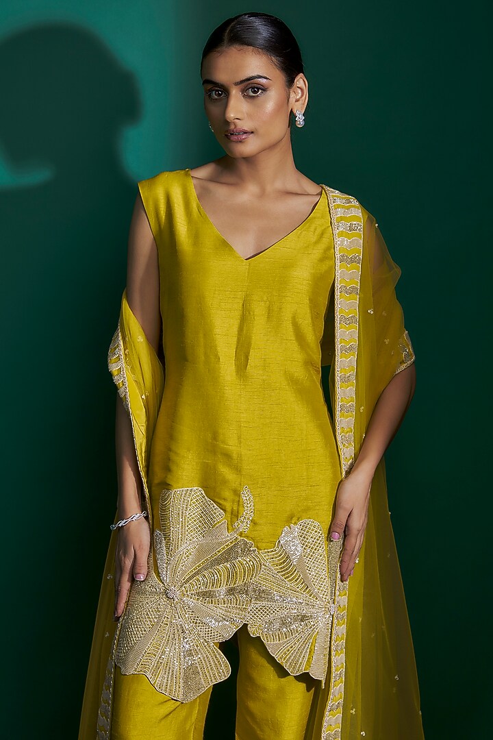 Dirty Olive Natural Crepe Cutwork Hand Embroidered Kurta Set by ASHUTOSH JOSHI at Pernia's Pop Up Shop