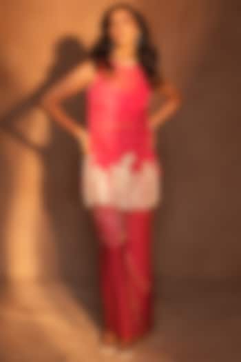 Fuchsia Pink Organza Resham & Paisley Work Kurta Set by ASHUTOSH JOSHI at Pernia's Pop Up Shop