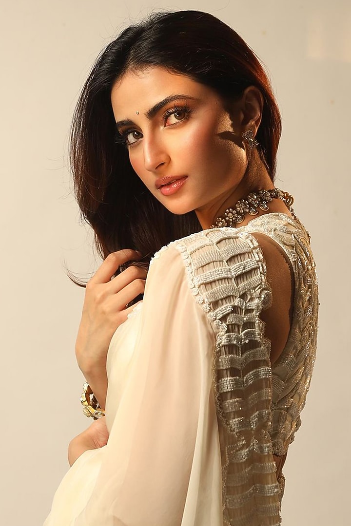 Ivory Organza Abstract Cutwork Reception Saree Set by ASHUTOSH JOSHI at Pernia's Pop Up Shop