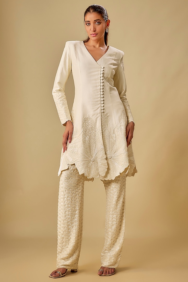 Ivory Raw Silk Floral Cutwork Bridal Anarkali Set by ASHUTOSH JOSHI at Pernia's Pop Up Shop