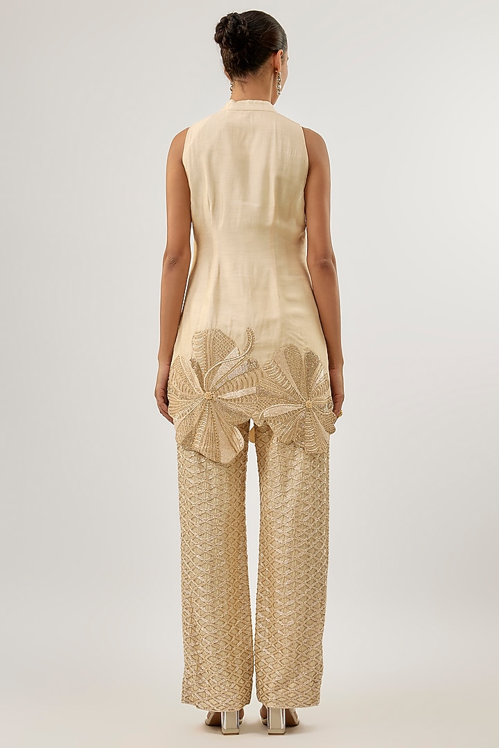 Beige & Gold Abstract Floral Embroidered Kurta Set by ASHUTOSH JOSHI at Pernia's Pop Up Shop
