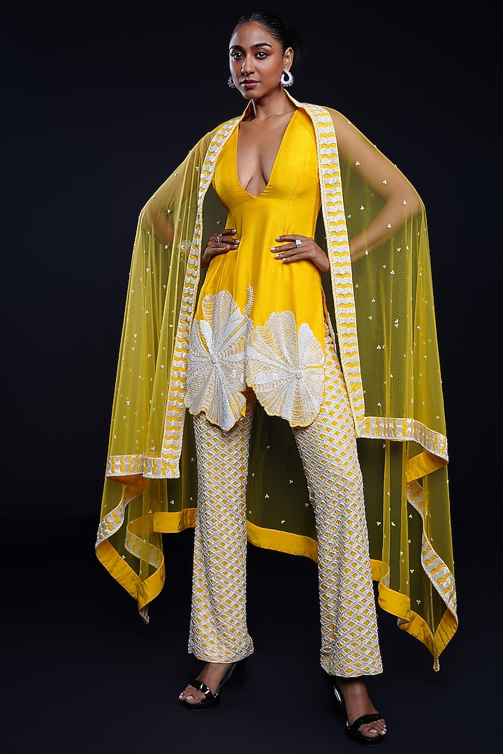 Yellow & Ivory Raw Silk Hibiscus Cutwork Kurta Set by ASHUTOSH JOSHI at Pernia's Pop Up Shop