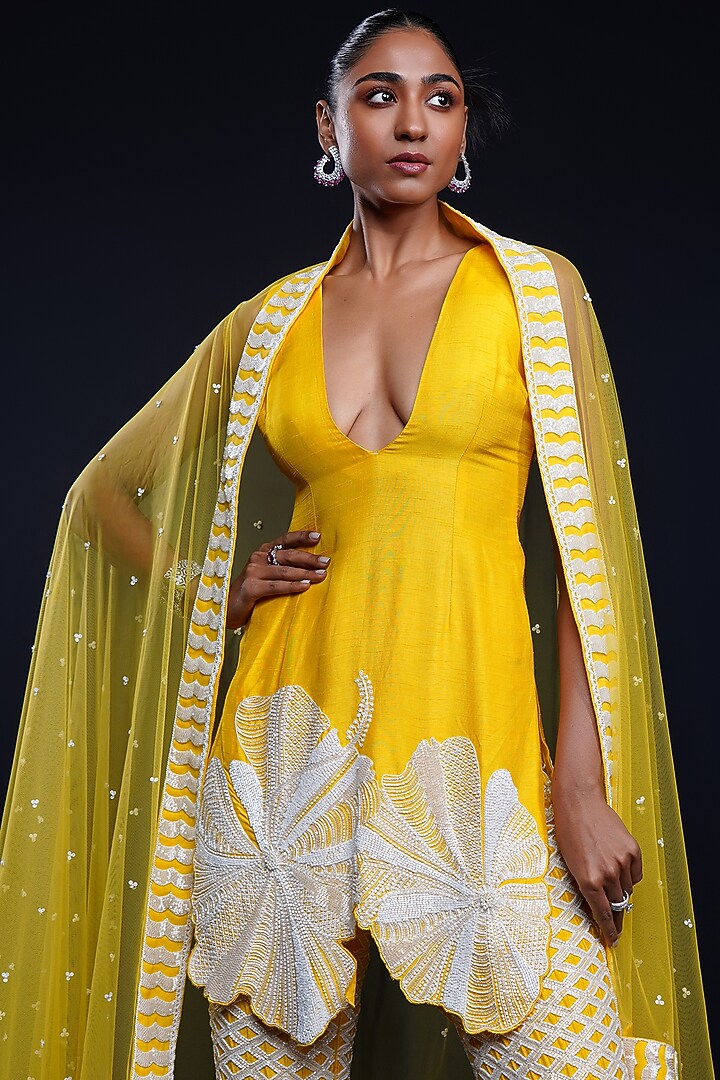 Yellow & Ivory Raw Silk Hibiscus Cutwork Kurta Set by ASHUTOSH JOSHI at Pernia's Pop Up Shop