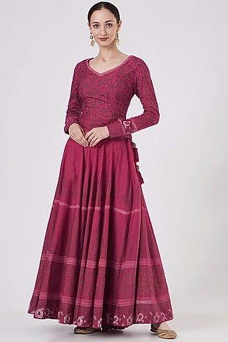 Fuchsia Printed Lehenga Set by ABHI SINGH MADE IN INDIA