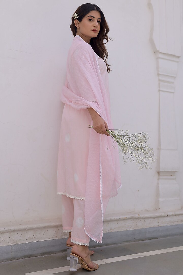 Pink Cotton Tie-Dyed Kurta Set by ASRUMO at Pernia's Pop Up Shop