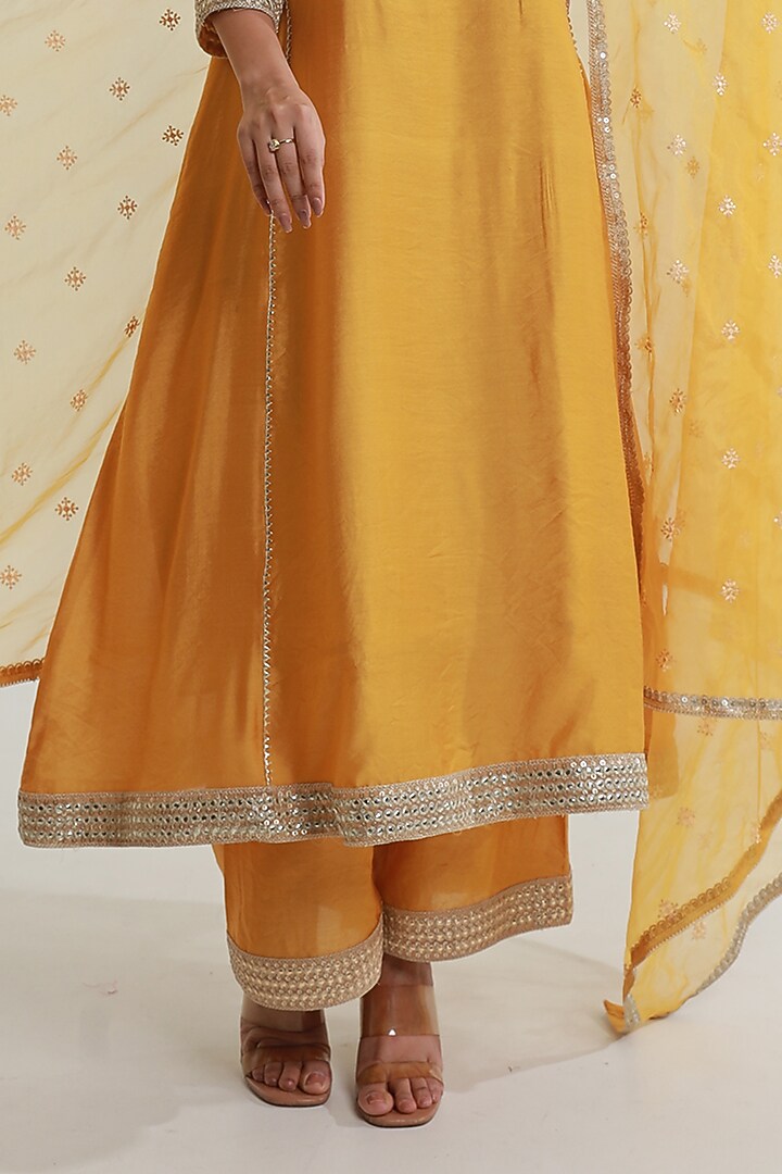 Yellow Chanderi Kurta Set by ASRUMO at Pernia's Pop Up Shop
