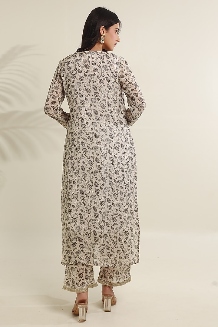 White Viscose Chinon Digital Printed Kurta Set by ASRUMO at Pernia's Pop Up Shop