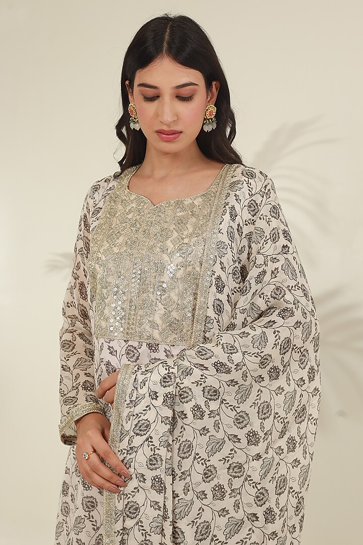 White Viscose Chinon Digital Printed Kurta Set by ASRUMO at Pernia's Pop Up Shop