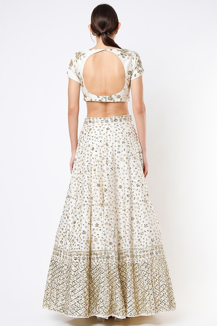 White Raw Silk & Crepe Boota Embroidered Bridal Lehenga Set by Astha Narang at Pernia's Pop Up Shop