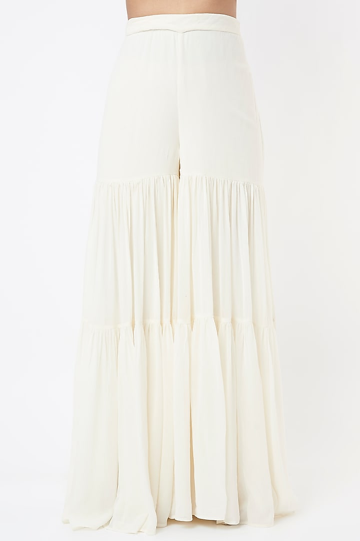 White Embroidered Wedding Anarkali Set by Astha Narang at Pernia's Pop Up Shop