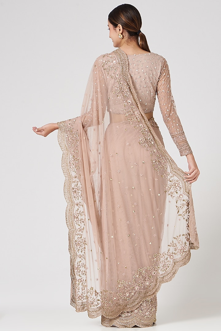 Blush Pink Crepe Reception Saree Set by Astha Narang at Pernia's Pop Up Shop